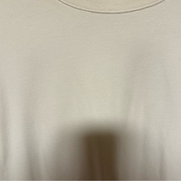 Plain white t shirt size XL - Picture 2 of 4